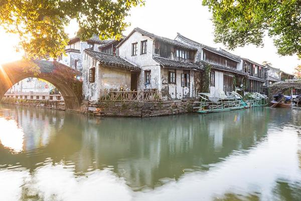 周莊和烏鎮哪個更好玩