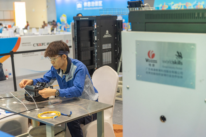 新型技能人才加速擁抱“智能+技能” 第二屆“一帶一路”國際技能大賽現場見聞(圖2)