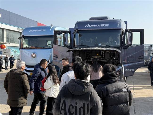 卡友共鑒！歐曼銀河全球價值品鑒之旅·臨沂站：科技與舒適的完美邂逅(圖3)