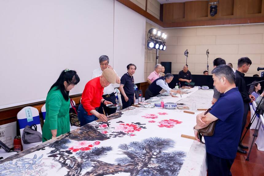 粽香墨韻迎端午 丹青妙筆書華章 中聯(lián)國興端午筆會(huì)在京舉行(圖16)